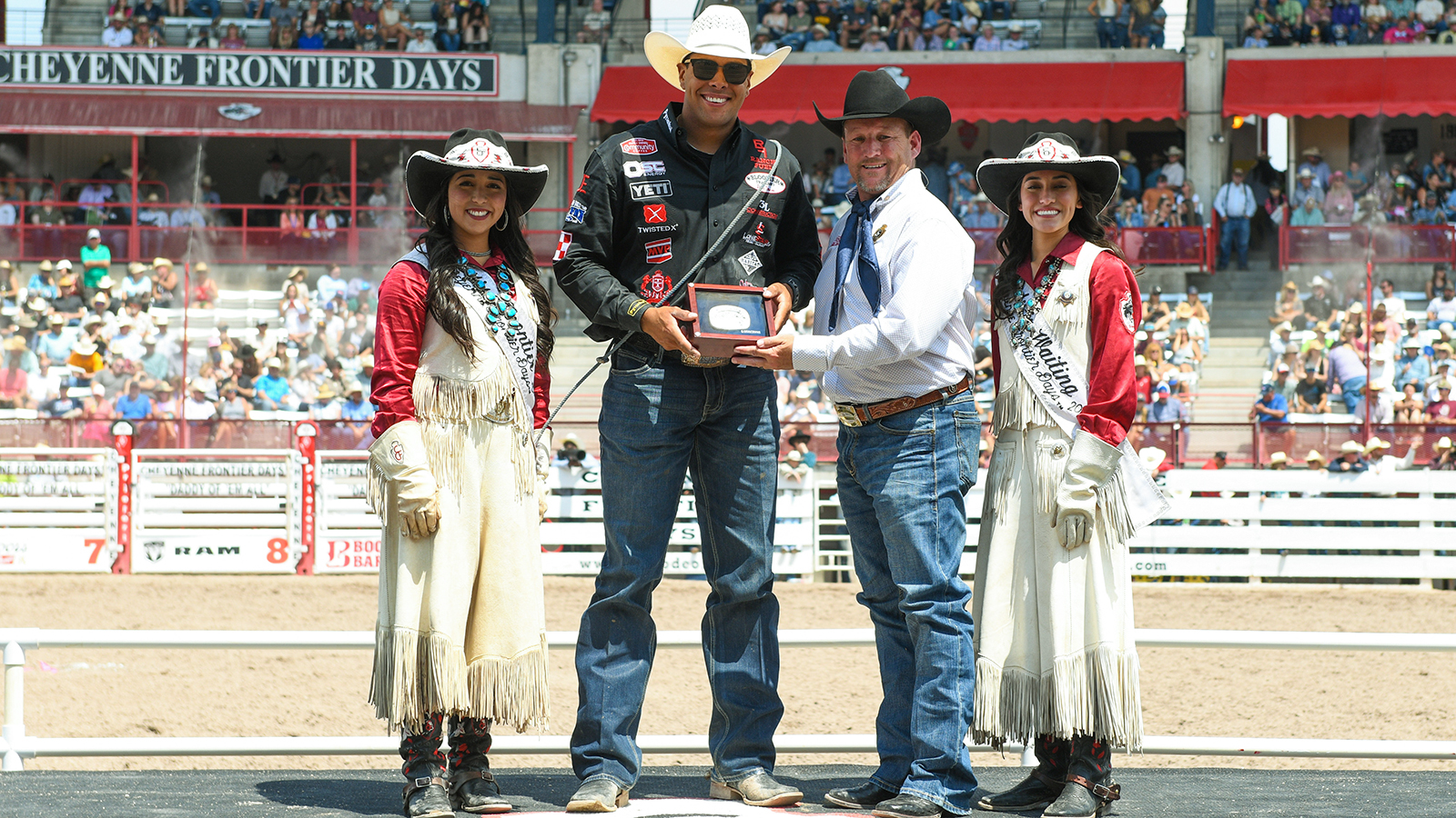 SHAD MAYFIELD | TIE DOWN ROPING CHAMPION