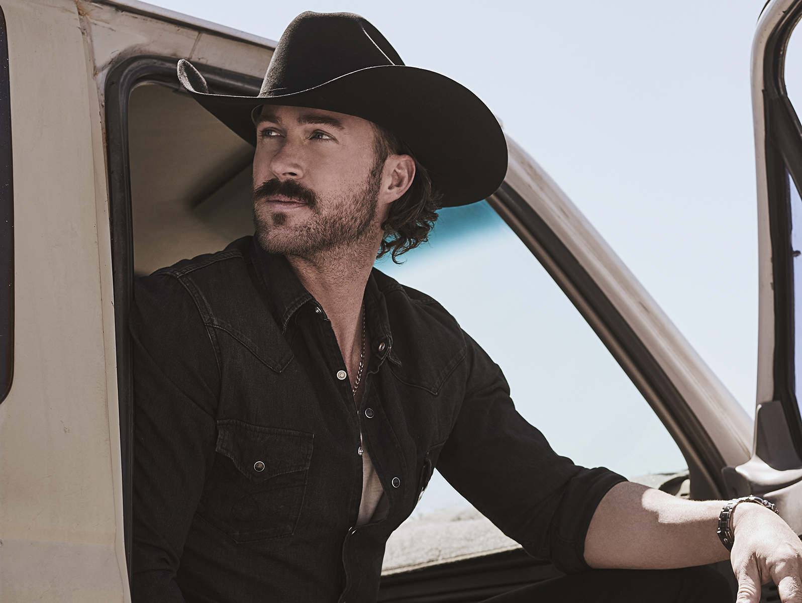 Riley Green<br>with Trace Adkins banner image.