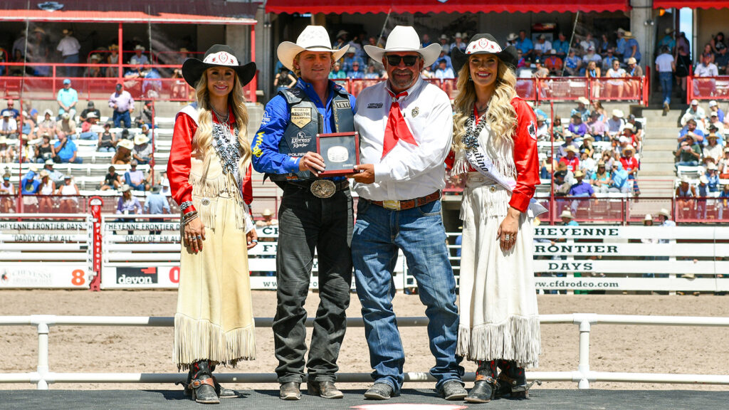 Sadddle Bronc Champion | Ryder Wright